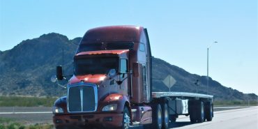 trucking-no-load-flat-bed-trailer-2023-11-27-05-00-00-utc